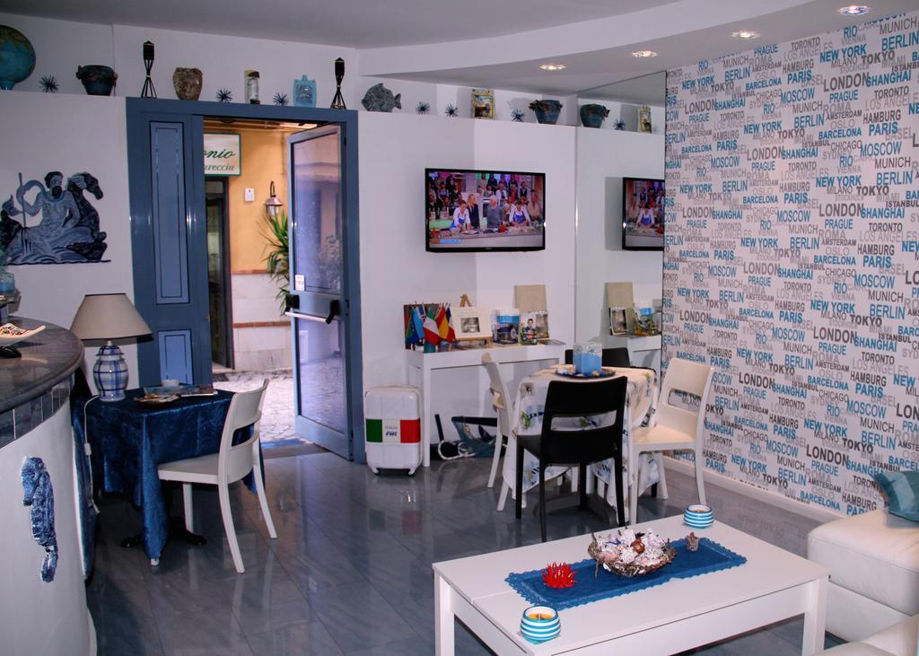 Hotel Darsena ปอซซุออลี ภายนอก รูปภาพ