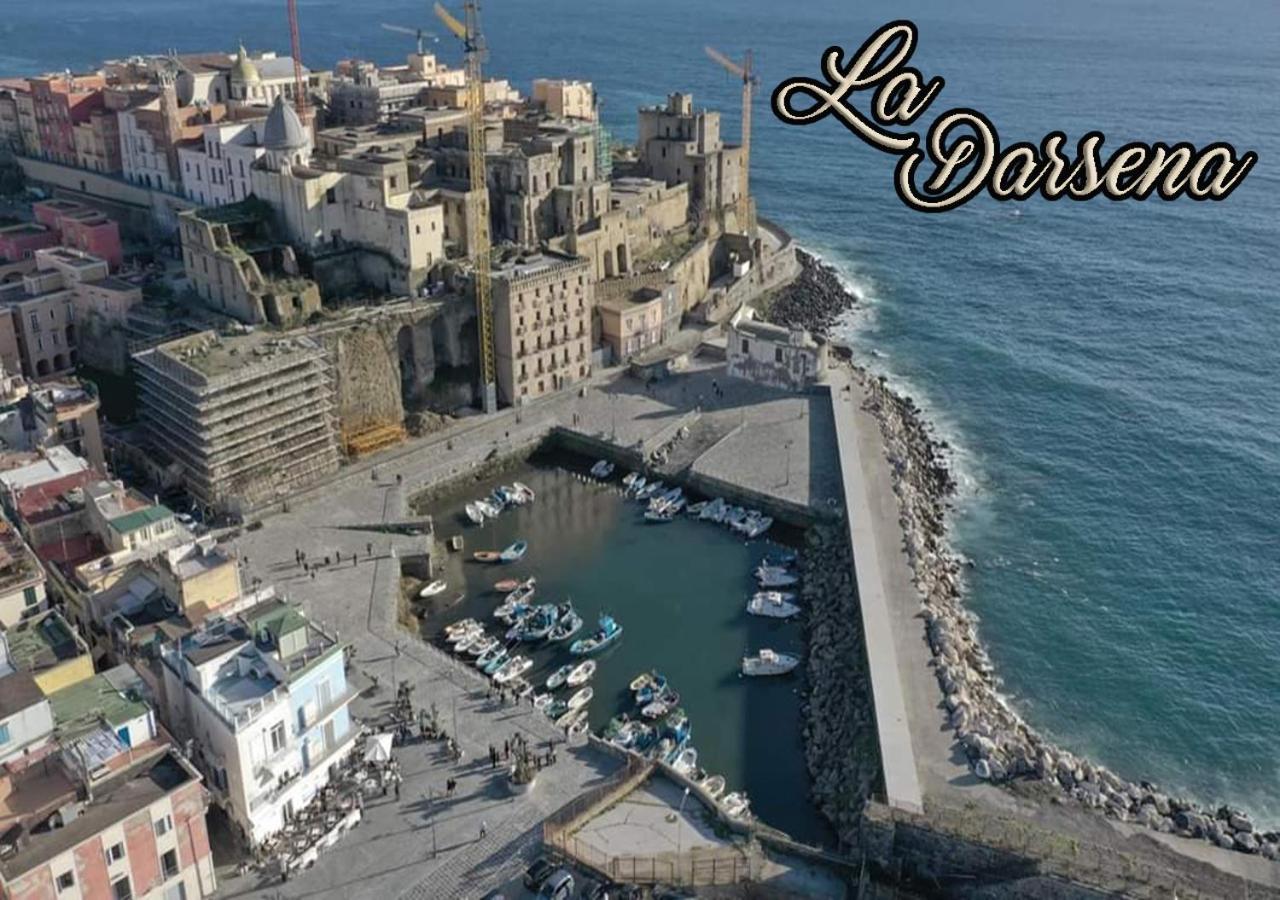 Hotel Darsena ปอซซุออลี ภายนอก รูปภาพ
